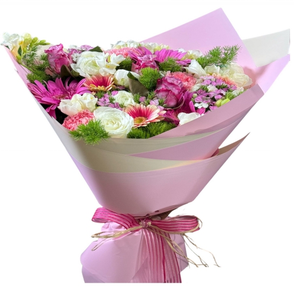  Alanya Flowers Delivery Şık Pembe Beyaz Buket